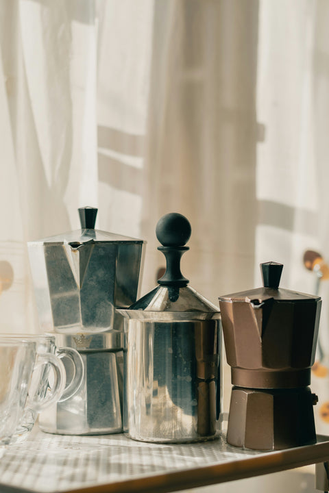 ABOUT THE MOKA POT